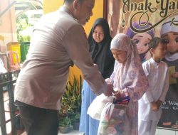 Pemberian Santunan Yatim di Wilayah Cilendek Barat, Tripika Hadir Amankan Kegiatan