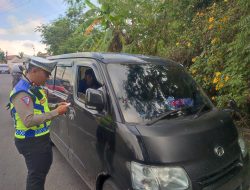 Satlantas Polres Garut Amankan 9 Kendaraan Travel Ilegal