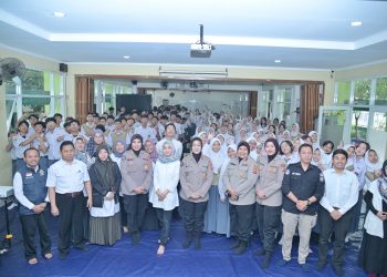 Polda Jabar Goes to Campus: Membangun Generasi Z yang Cerdas Digital dan Patuh Hukum di SMAN 12 Bandung