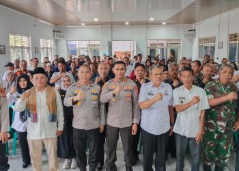 Kapolres Ciamis Jalin Sinergi dengan Masyarakat Panumbangan: Ngariung Bareng, Bakti Sosial, dan Pengobatan Gratis
