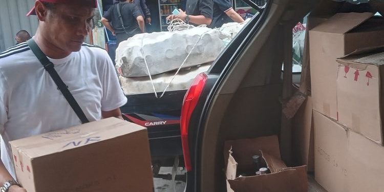 Polrestabes Bandung Sita Ribuan Botol Miras Jelang Ramadan