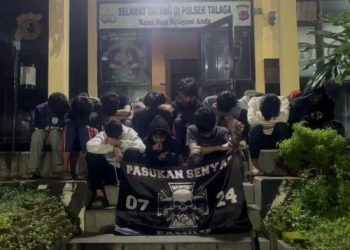 Polres Majalengka Ciduk 14 Pelajar ‘Geng Motor’ Yang Gentayangan Bawa Celurit dan Gir di Tengah Hujan