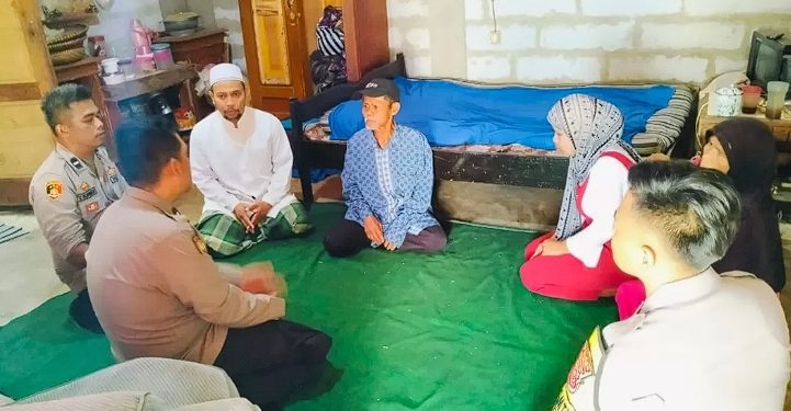 Polisi Gagalkan Aksi Nekad Wanita Loncat di Jembatan Cisokan Cianjur