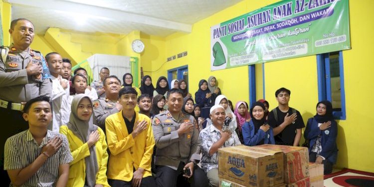 Polres Tasikmalaya Kota dan Aliansi BEM Gelar Bakti Sosial di Panti Asuhan