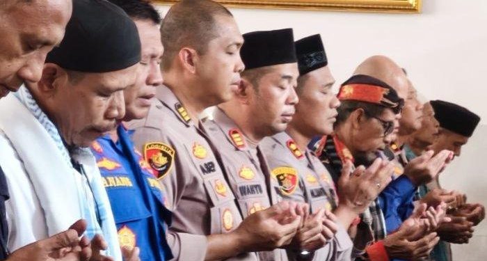 Polres Pangandaran Gelar Salat Gaib untuk Tiga Anggota Polri Gugur di Lampung