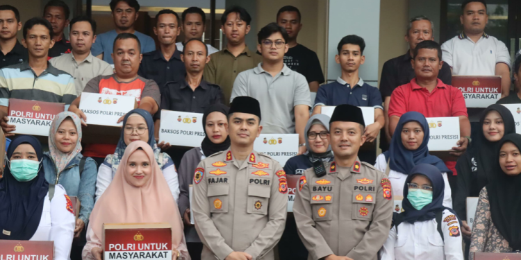 Polres Garut Salurkan 100 Paket Sembako di Bulan Ramadhan