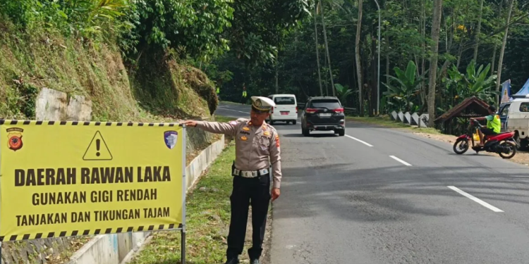 Antisipasi Kemacetan Mudik, Polres Tasikmalaya Siapkan Tim Ganjal Ban di Tanjakan Bohong