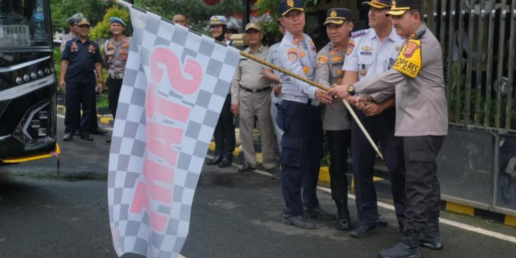 Polres Subang Fasilitasi Mudik Lebaran Gratis, Dua Bus Antar Pemudik ke Tiga Kota di Jawa