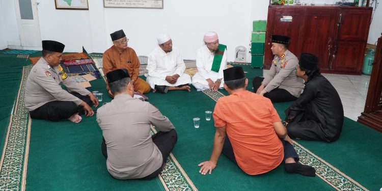 Kapolres Cirebon Kota Jalin Silaturahmi dengan FUI, Jaga Kondusifitas Jelang Ramadan