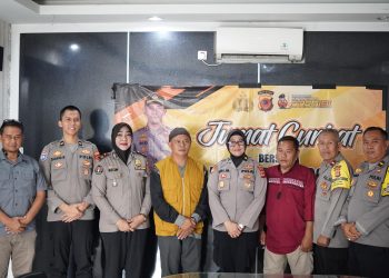 Polres Bogor Gelar Jumat Curhat: Warga Sampaikan Keluhan Soal Tawuran, Pinjol, dan Gangguan Jiwa, Polisi Beri Solusi dan Himbauan