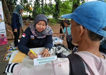 Polresta Bogor Kota Berbagi Kebaikan di Bulan Ramadan: Gelar Pemeriksaan Kesehatan Gratis di Alun-alun Kota Bogor
