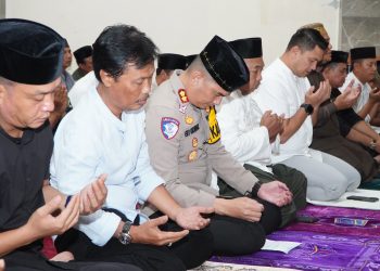 Shalat Tarawih Silaturahim di Cirebon: Momentum Penguatan Sinergitas dan Kepedulian di Bulan Ramadhan