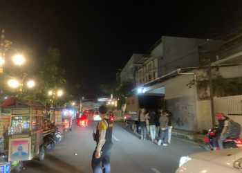 Polres Garut Amankan 8 Orang Petugas Parkir Liar yang Mabuk, Jaga Ketertiban Jelang Lebaran