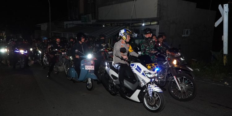 Polres Cirebon Kota Patroli Skala Besar: Cegah Gangguan Kamtibmas Jelang Momen Penting, Pastikan Masyarakat Aman dan Nyaman