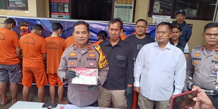 Polisi Tangkap Delapan Pelaku Penggelapan Mobil di Bandung