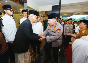 Kapolri Gelar Safari Ramadan di Jateng, Jalin Silaturahmi dengan Tokoh Ulama dan Anak Yatim