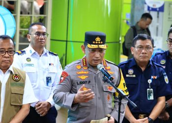 Kapolri Tinjau Stasiun Gambir, Pastikan Keamanan Mudik