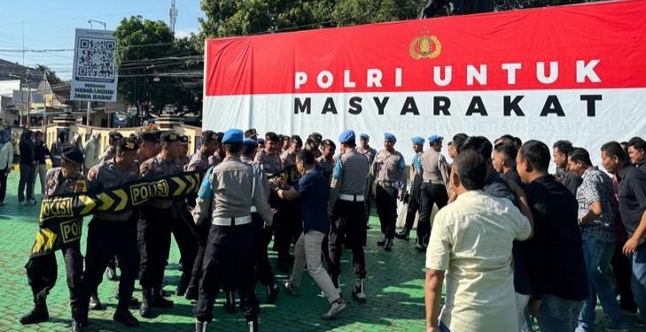 Polresta Cirebon Gelar Pelatihan Dalmas Antisipasi May Day 2025