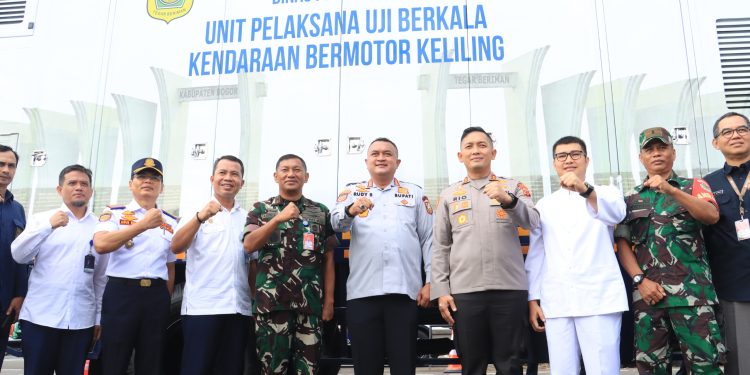 Kapolres dan Bupati Bogor Resmikan Jalan Ipik Gandapermana, Tandai Sinergi dan Penghormatan Tokoh Daerah