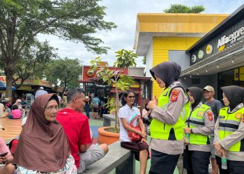 Polres Indramayu Imbau Pemudik di Rest Area Tol Cipali: Istirahat Cukup, Waspada dan Jaga Keamanan Selama Perjalanan