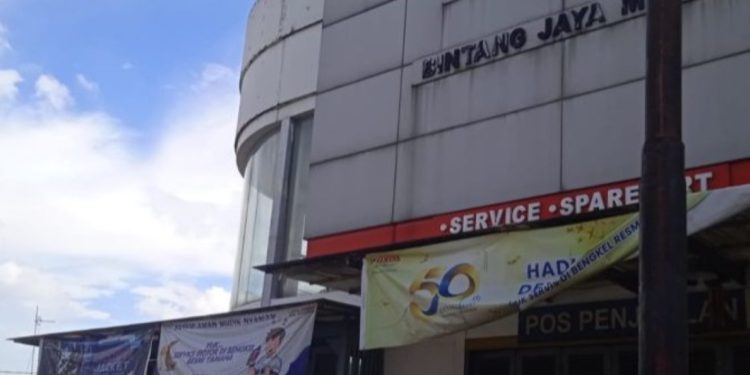 Polisi Buru Pelaku Perampokan Dealer Motor di Jalan Cikutra, Bandung