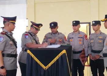 Polres Kuningan Gelar Sertijab Sejumlah Perwira, Kapolres Berharap Kinerja Optimal