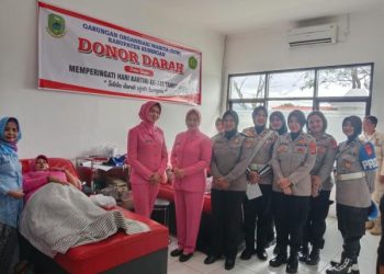 Srikandi Bhayangkara Polres Kuningan Donor Darah di Hari Kartini, Wujud Nyata Perjuangan Perempuan