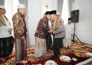 Kunjungi Cirebon, Kapolri Resmikan Pondok Pesantren