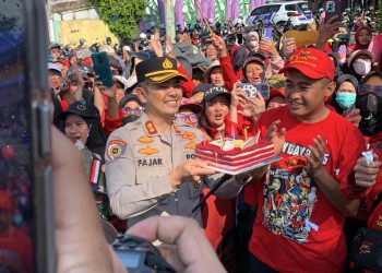 Sinergitas TNI-Polri dan Pemerintah Berikan Kejutan Manis di Peringatan Hari Buruh Garut