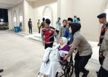 Polres Indramayu Amankan Pemberangkatan Calon Jemaah Haji di Asrama Kertajati