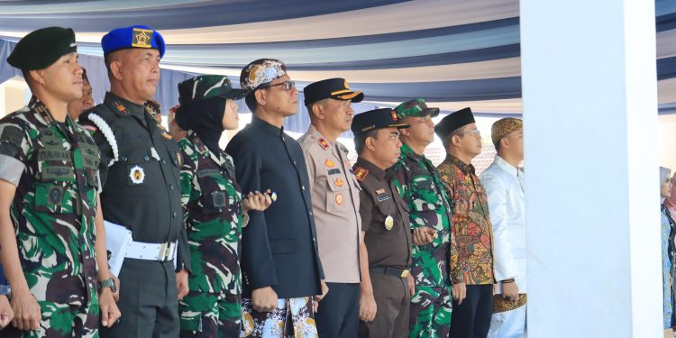 Wakapolres Majalengka Hadiri Upacara Hari Pendidikan Nasional, Tunjukkan Sinergitas dan Komitmen Keamanan