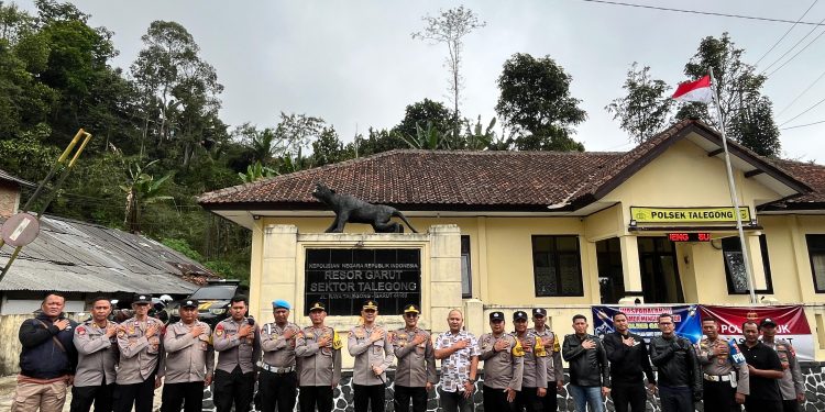 Kapolres Garut Kunjungi Polsek Talegong dan Cisewu, Tekankan Sinergi dan Pelayanan Prim