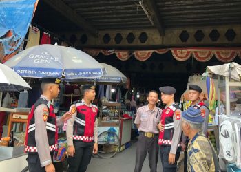 Dit Samapta Polda Jabar Patroli Pasar Gedebage Bandung, Jamin Keamanan Pedagang dan Pengunjung