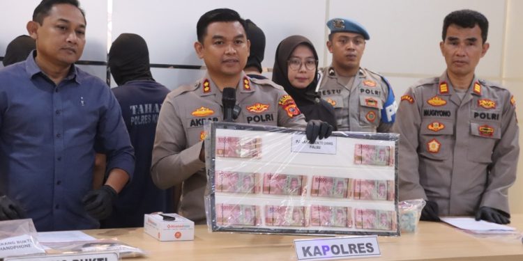 Polres Kuningan Ungkap Peredaran Uang Palsu, Empat Tersangka Dibekuk