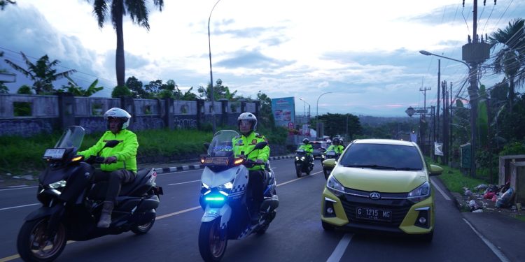 Kapolres Bogor Pantau Langsung Arus Lalu Lintas di Puncak Jelang Libur Nasional