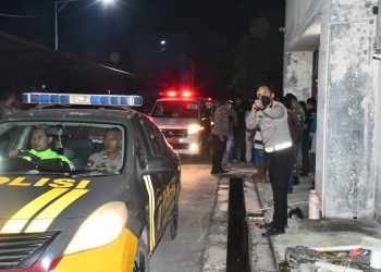 Dukungan Polresta Cirebon untuk Keluarga Korban Longsor Gunung Kuda: Kawal Jenazah Korban Menuju Rumah Duka