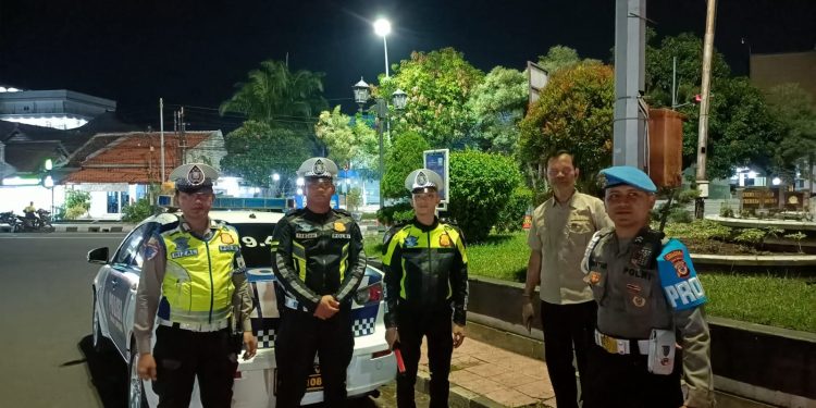 Polres Cirebon Kota Gelar KRYD, Patroli Malam Cegah Kriminalitas