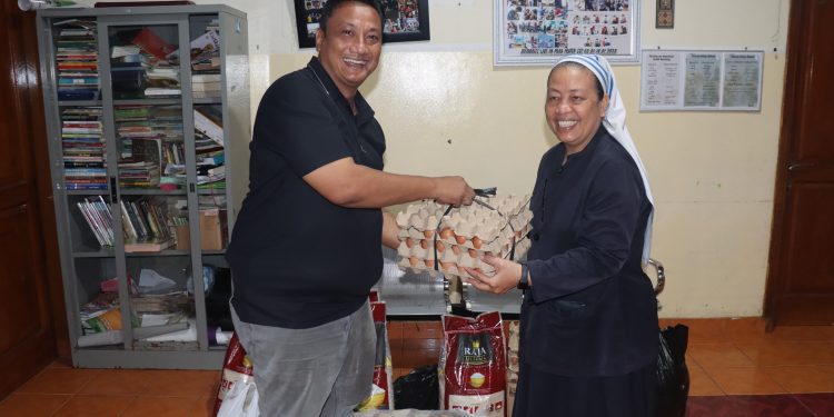 Berikan Tali Asih : Dir Resnarkoba Polda Jabar Kunjungi Panti Asuhan Bhakti Luhur