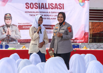 Kapolresta Cirebon Ajak Pelajar SMPN 1 Gebang Jauhi Kenakalan Remaja dan Narkoba