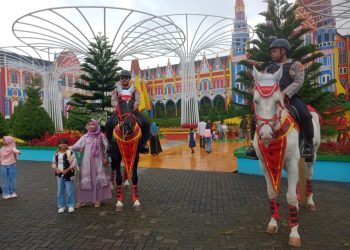 Polri untuk Masyarakat: Polda Jabar Gelar Patroli Berkuda di Jans Park Sumedang