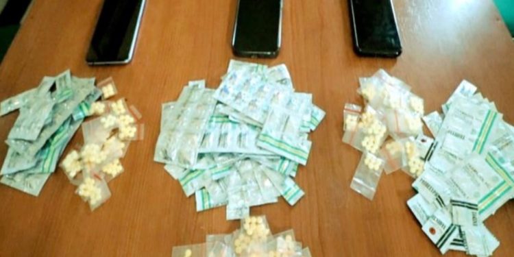 Polres Karawang Ungkap Peredaran Obat Terlarang di Warung Kelontong