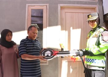 Polres Sukabumi Kota Renovasi Tiga Rumah Tidak Layak Huni dalam Rangka Hari Bhayangkara
