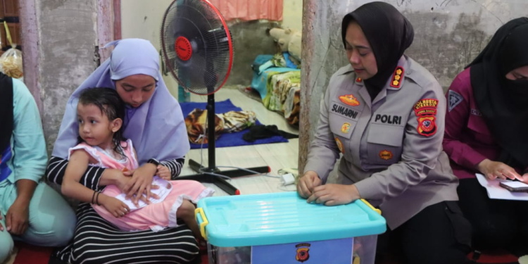 Polresta Cirebon Berduka Cita dan Berikan Bantuan kepada Korban Longsor Gunung Kuda