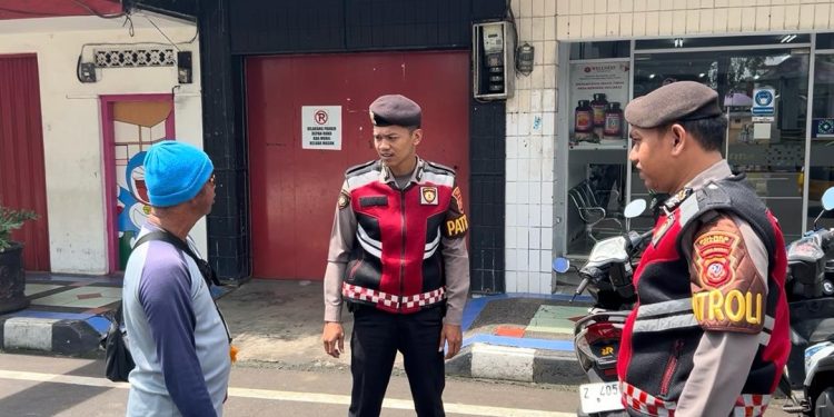 Patroli Samapta Polres Ciamis Sambangi Alun-Alun: Imbauan Kamtibmas Jaga Kondusivitas