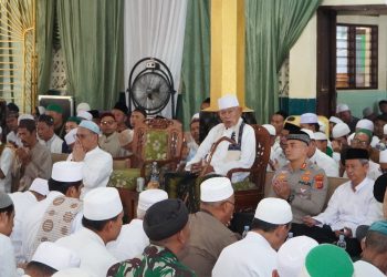 Kapolres Cirebon Kota Hadiri Haul ke-19 Kang Ayip Muh di Ponpes Jagasatru