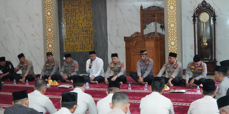 Polres Cirebon Kota Gelar Doa Bersama Jelang Hari Bhayangkara ke-79: Introspeksi dan Penguatan Spiritual