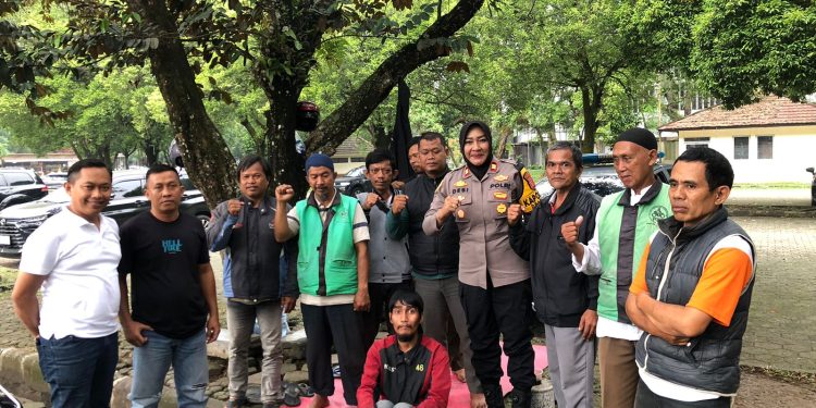 Polsek Dramaga Polres Bogor Kawal Pawai Obor Tahun Baru Islam, Jalin Silaturahmi dan Jaga Kamtibmas