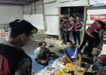 Polres Indramayu Gelar Patroli Skala Besar, Amankan Miras dan Imbau Remaja Hindari Pelanggaran Hukum