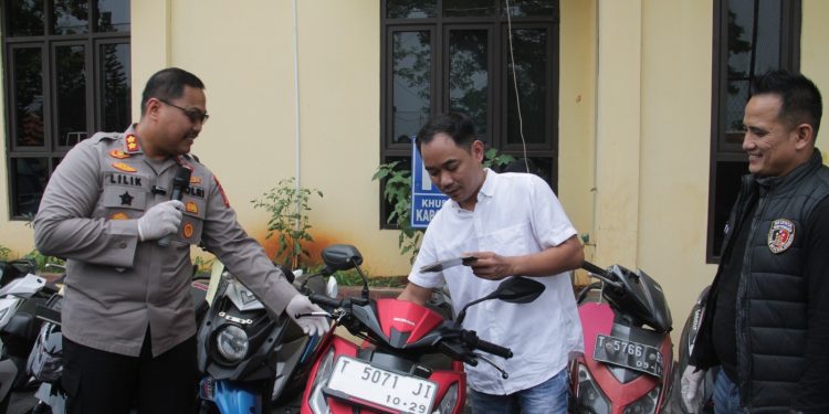 Polres Purwakarta Kembalikan Motor Curian, Warga Tegalwaru Bersukacita