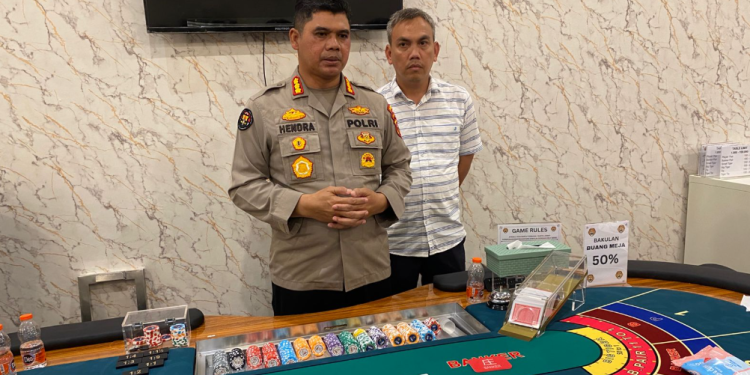 Tim Gabungan Polda Jabar Gerebek Kasino Ilegal di Bandung, 63 Orang Diamankan